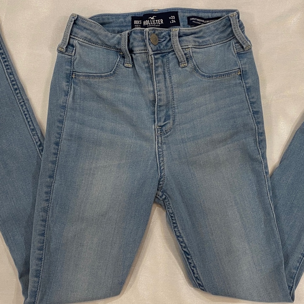 Hollister Curvy High Rise Jegging